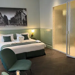 Amosa Hotel